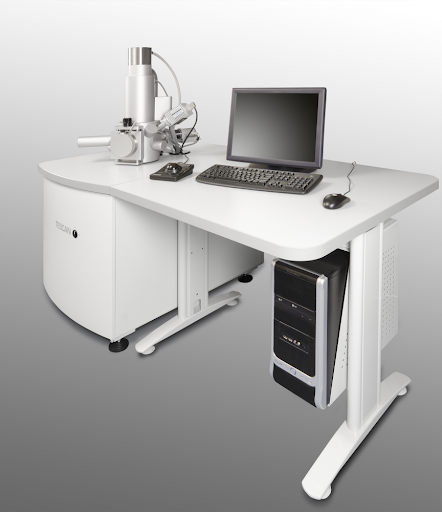 Сканирующий электронный микроскоп Tescan Vega 3 вместе с EDX детектором