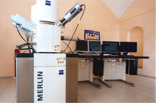 Сканирующий электронный микроскоп высокого разрешения Merlin