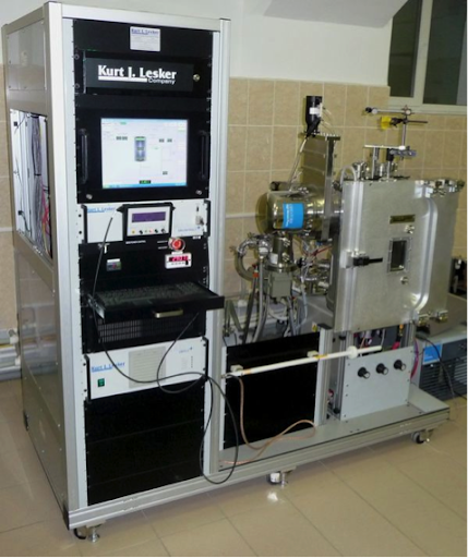 Установка для вакуумного напыления PVD-75