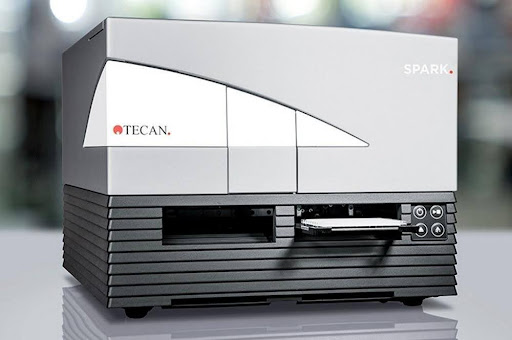 Планшетный спектрофлуориметр Spark